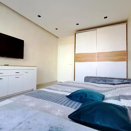 Apartment як вдома *